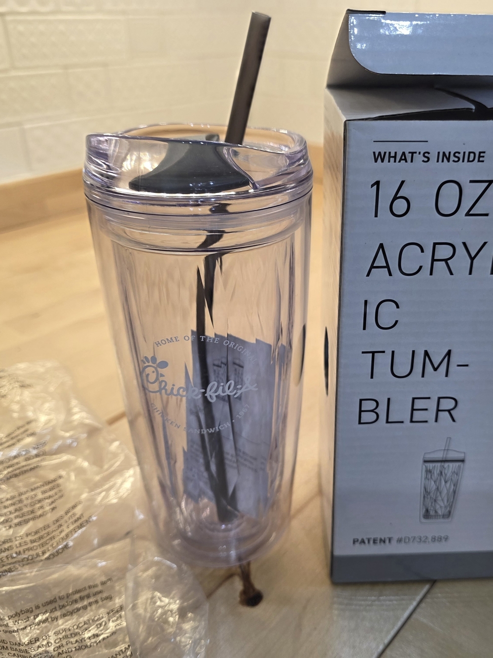 NEW! Chick Fil A CFA Clear Acrylic Cup Tumbler Lid 16 Oz Drinkware
